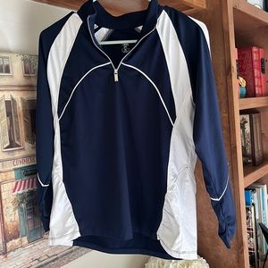 Women’s tennis or sports pull over